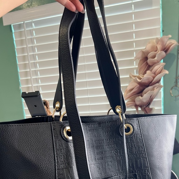 Steve Madden Black Tote Bag - Picture 2 of 3